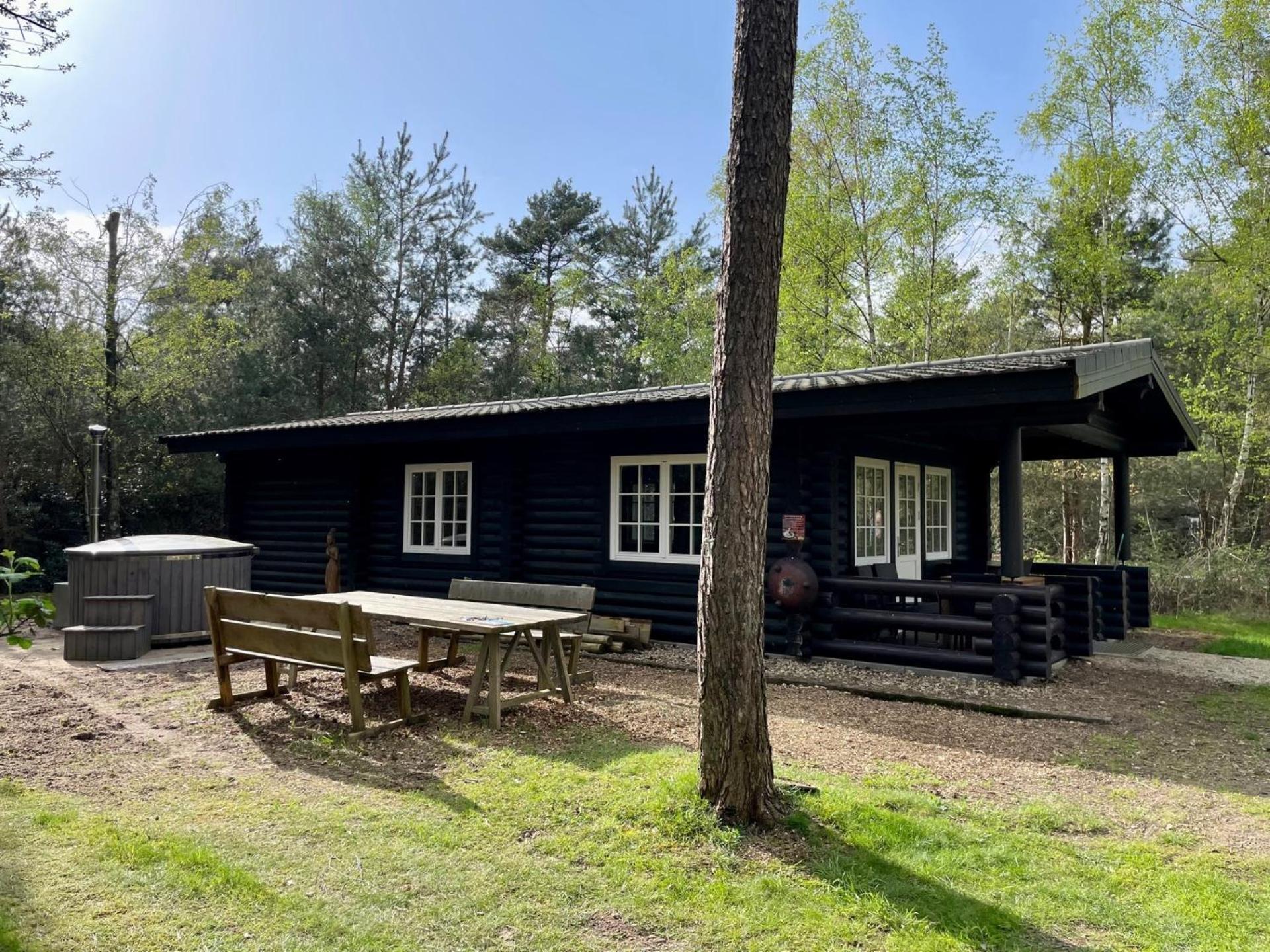 Scandinavian Lodges Holten Exterior photo